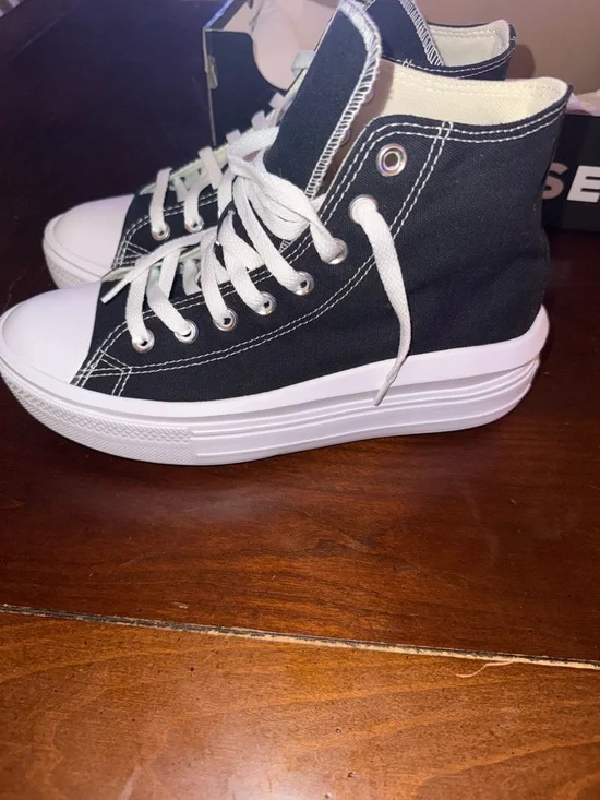 Converse Low Top Platform Sneakers - Black/White - Picture 4 of 6